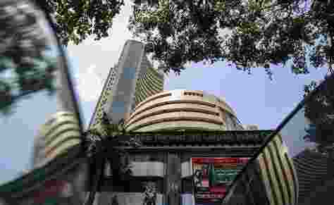 In Friday's trading session, Indian benchmark indices, the BSE Sensex and the NSE Nifty, closed on a negative note, with both indices witnessing a slight decline.