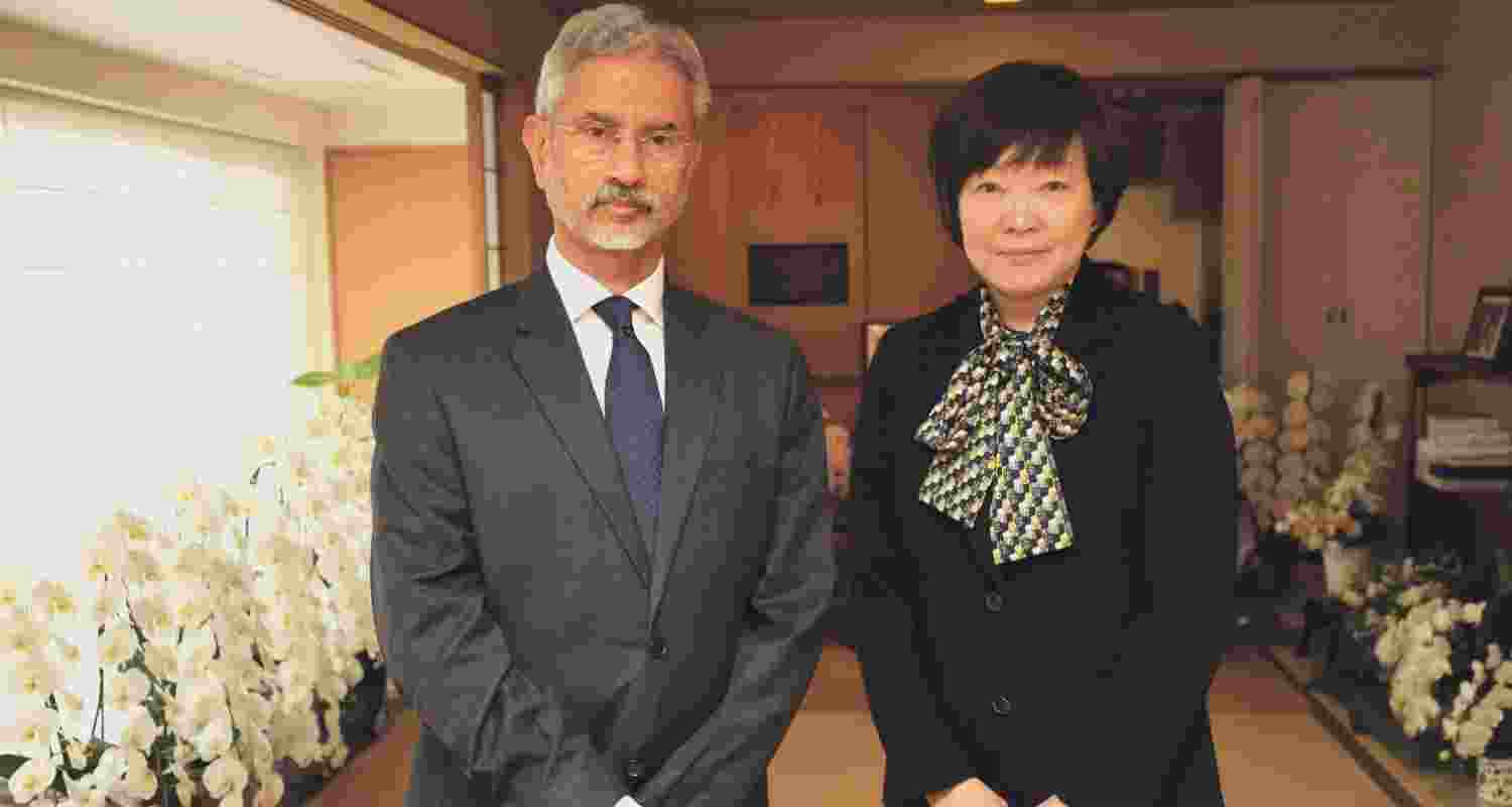 Indian Foreign Minister Dr. S. Jaishankar meets Akie Abe wife of Former Prime Minister of Japan Shinzo Abe. Image X.