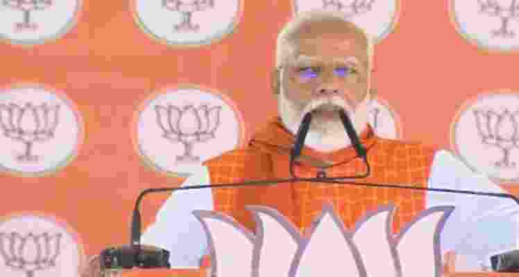 Prime Minister Narendra Modi, in an address in Khargone, Madhya Pradesh, today, rallied citizens to exercise their democratic right in the ongoing third phase of voting across the nation.
