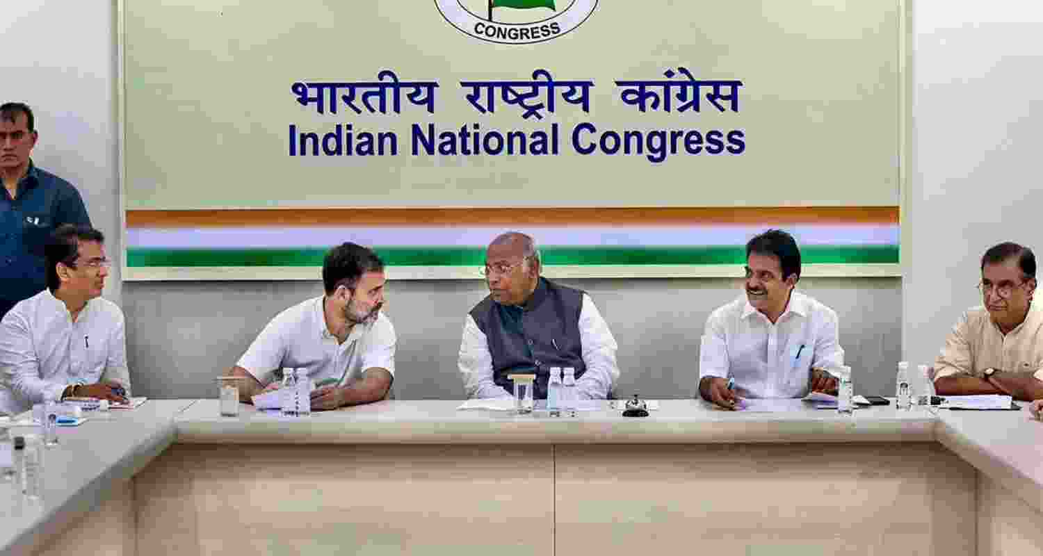 Congress Plans Ahead for Maharashtra, Haryana, Jammu & Kashmir Polls.