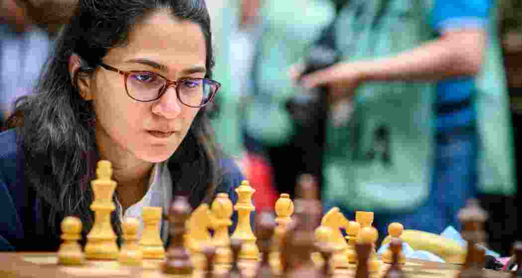 Indian Grandmaster Vantika Agarwal in her game against Alua Nurman. Image taken from X. 