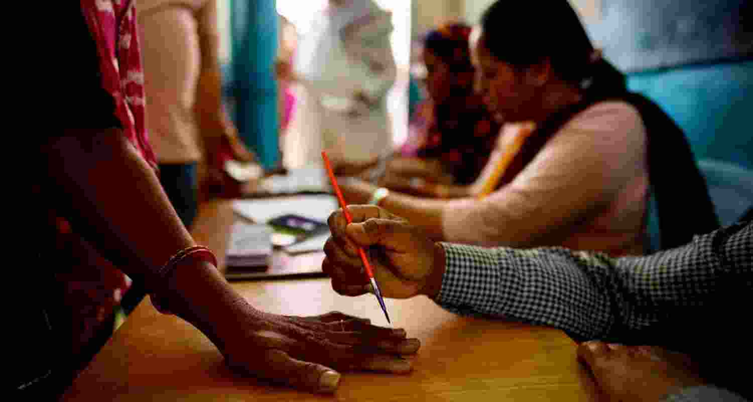 Uttarakhand bypolls: Voting underway in Manglaur & Badrinath