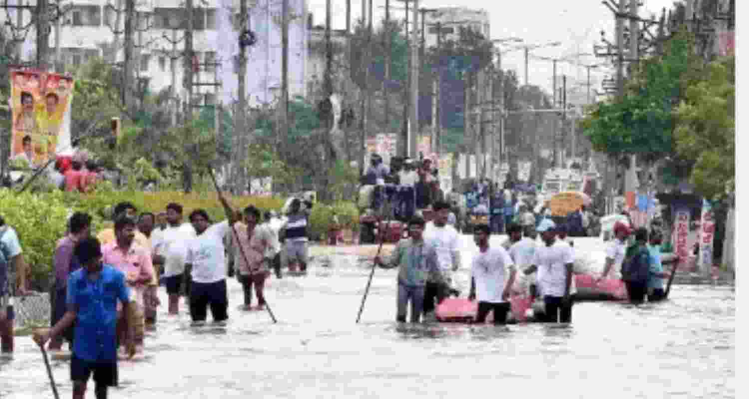 Andhra limps back to normalcy as flood water recedes