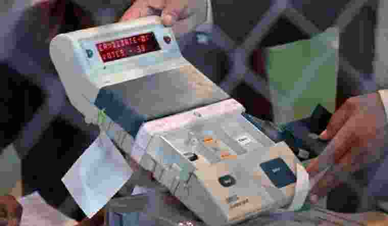 SC issues notice on plea for complete VVPAT count, Congress calls it 'Important First Step'