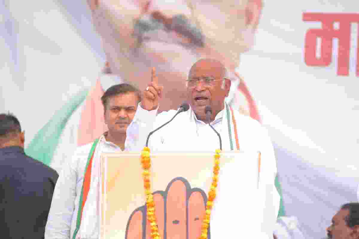 PM Modi's 'mujra' remark an insult to Bihar: Kharge