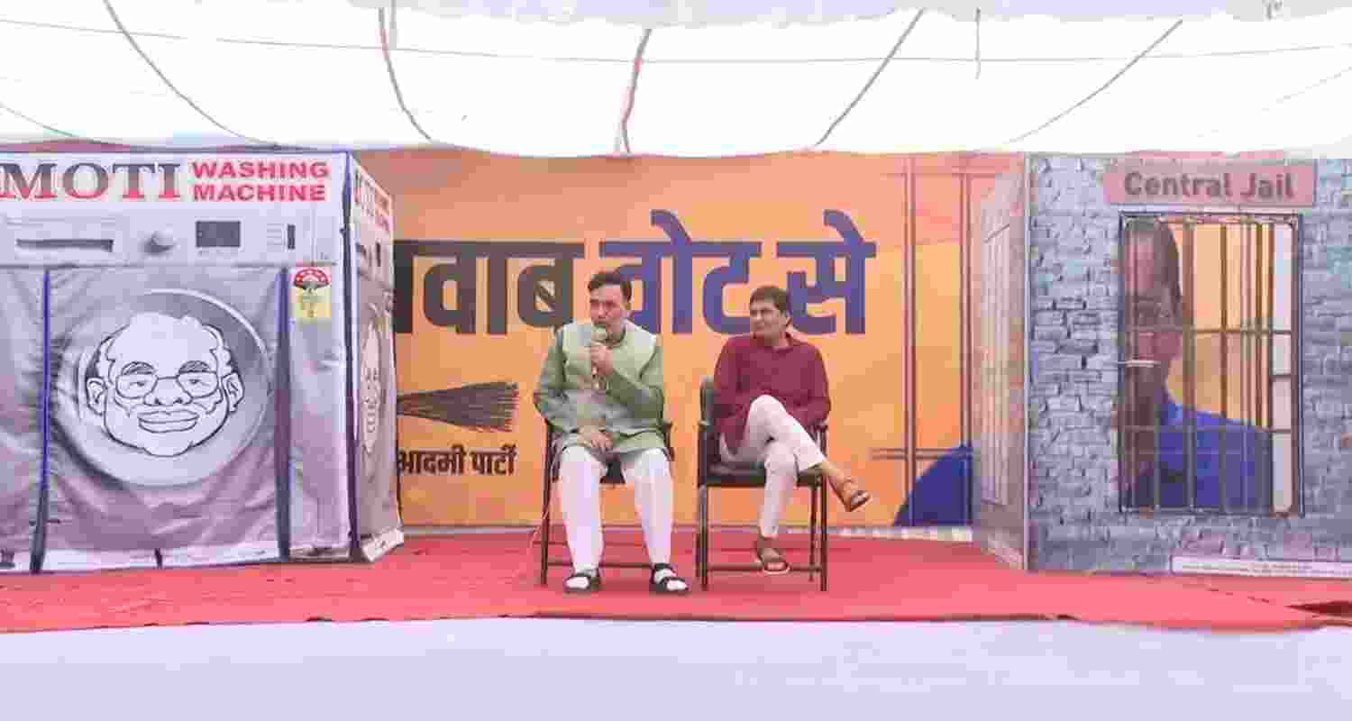 AAP launches ''Washing Machine Ka Kaalu Jaadu'' campaign. 
