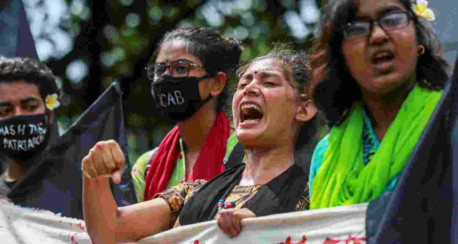 7-yr-old Magura rape victim dies, outrage erupts in B'desh