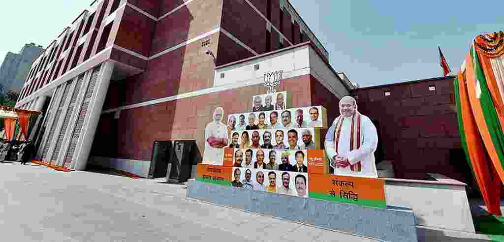 BJP holds high-level meeting to review preps for Delhi polls