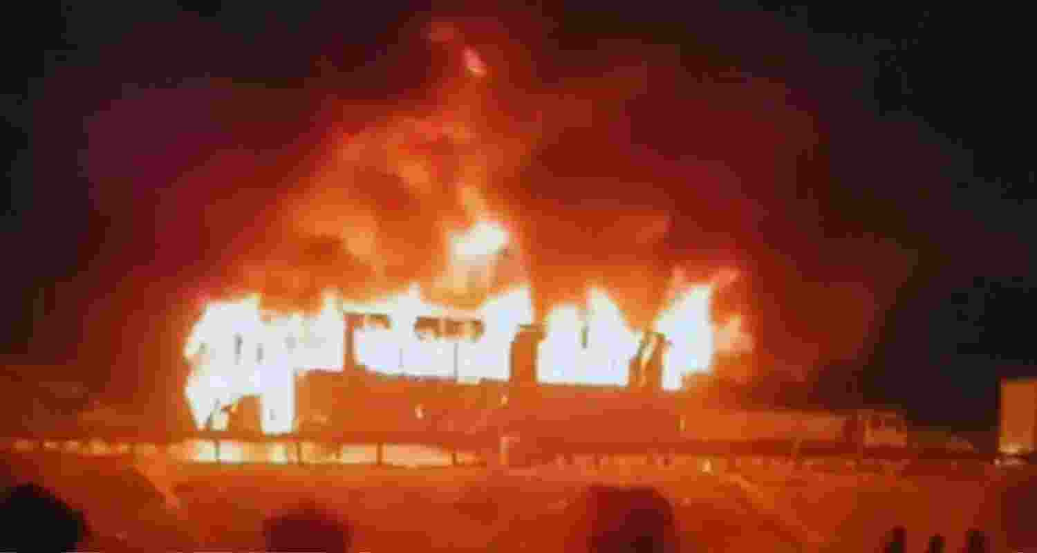 Moving bus caught fire in Haryana.