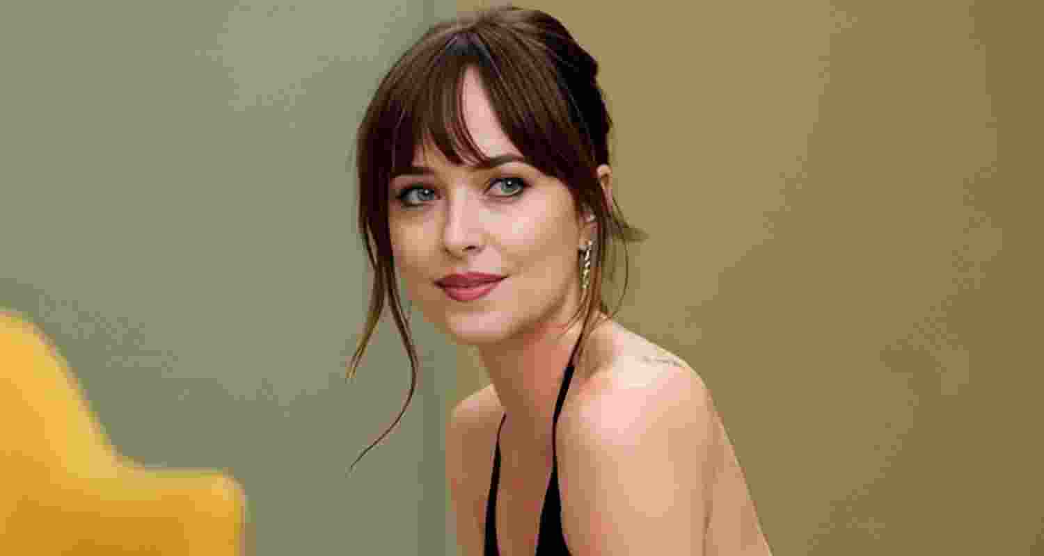 Dakota Johnson to play android in sci-fi flick