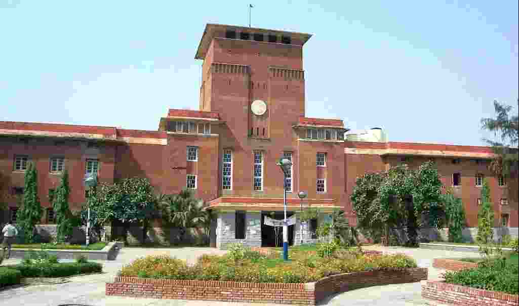 The students will be taught a selection of 40 couplets from Kabir Bani in the first semester as part of the revisions recommended by the Faculty of Arts, officials said.  