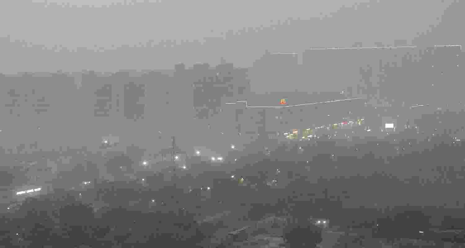 At 9 am on Tuesday, the city recorded an AQI of 415, slipping from the ‘very poor’ category recorded a day earlier, according to data from the Central Pollution Control Board (CPCB)