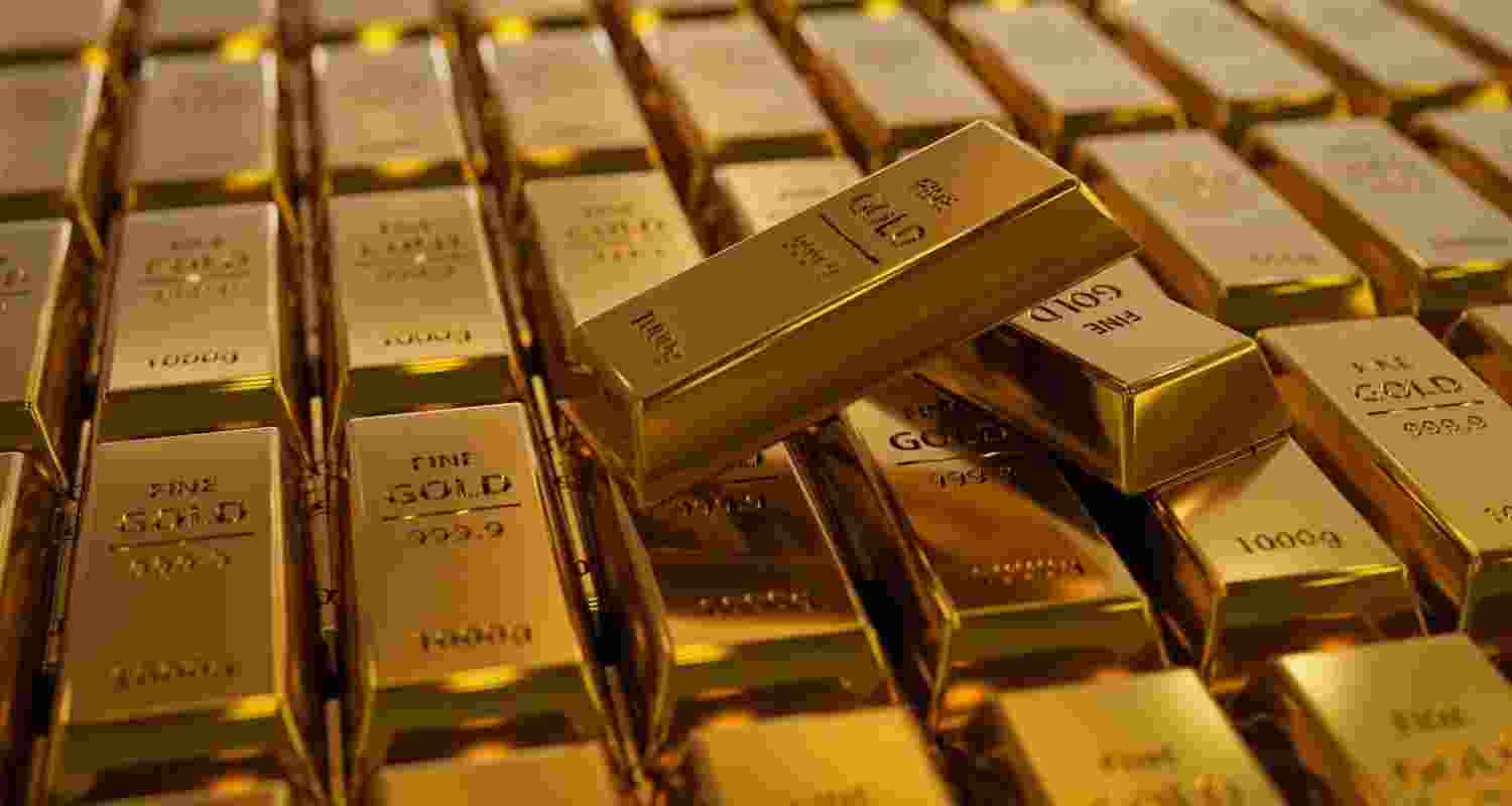 Gold and silver prices down for the second consecutive day (Representative Image)