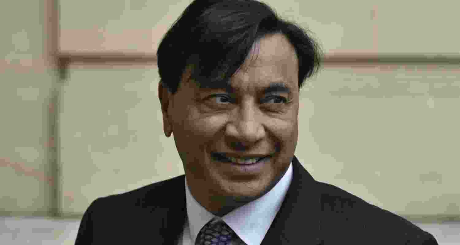 Britain’s economy, the world’s sixth-largest, has underperformed its long-run average since the global financial crisis of 2008-2009, and the centre-left Labour Party government elected in July 2024 has struggled to deliver promised economic growth Britain’s economy, the world’s sixth-largest, has underperformed its long-run average since the global financial crisis of 2008-2009, and the centre-left Labour Party government elected in July 2024 has struggled to deliver promised economic growth