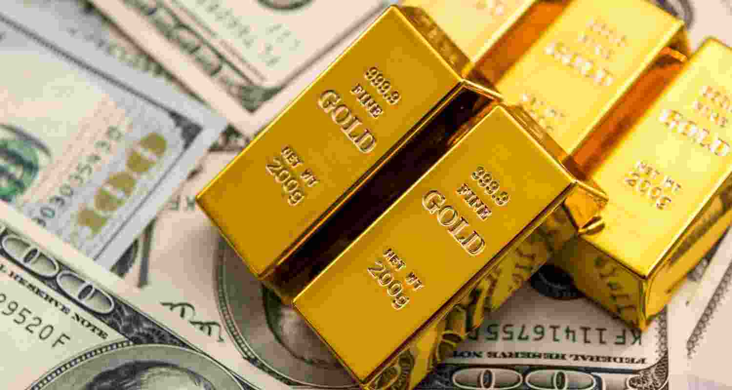 According to the All India Sarafa Association, gold of 99.5 per cent purity declined by ₹1,300 to ₹1,13,300 per 10 grams (inclusive of all taxes) in New Delhi on Wednesday