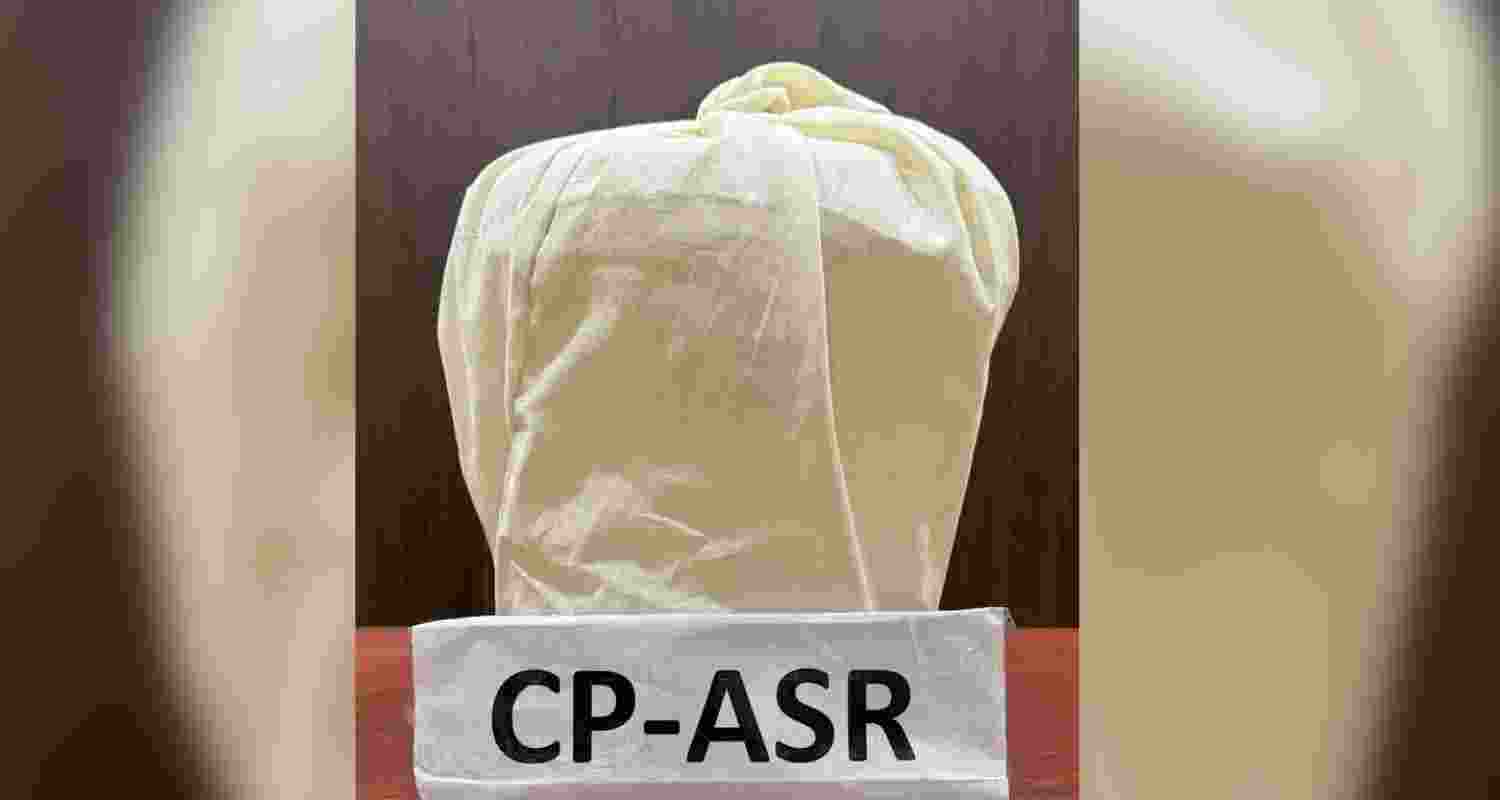Commissionerate Police Amritsar has arrested one, Gurvir Singh and recovers 5.1 Kg heroin. Arrested accused was using the Amritsar sector keeping various cut-outs. 