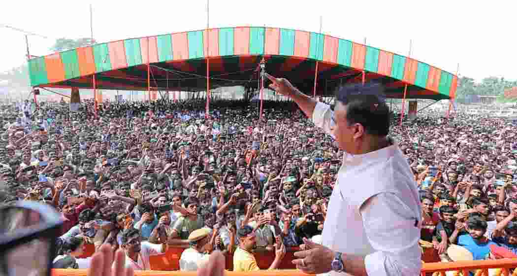 Assam CM Himanta Biswa Sarma addresses a public rally in Digboi, launching NDA’s campaign for the panchayat polls.