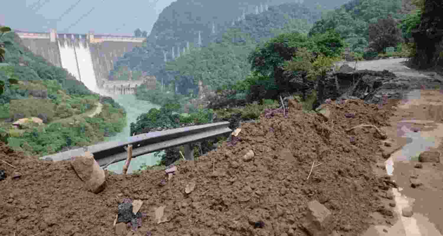 The retaining walls of this road leading to Bhakra Dam have collapsed at several places.