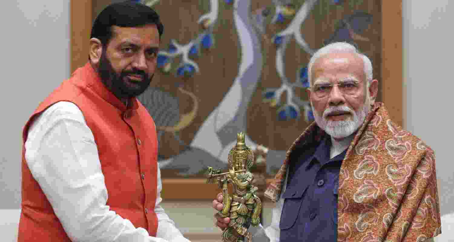 PM Modi Praises Saini For Leading BJP To Haryana Victory.