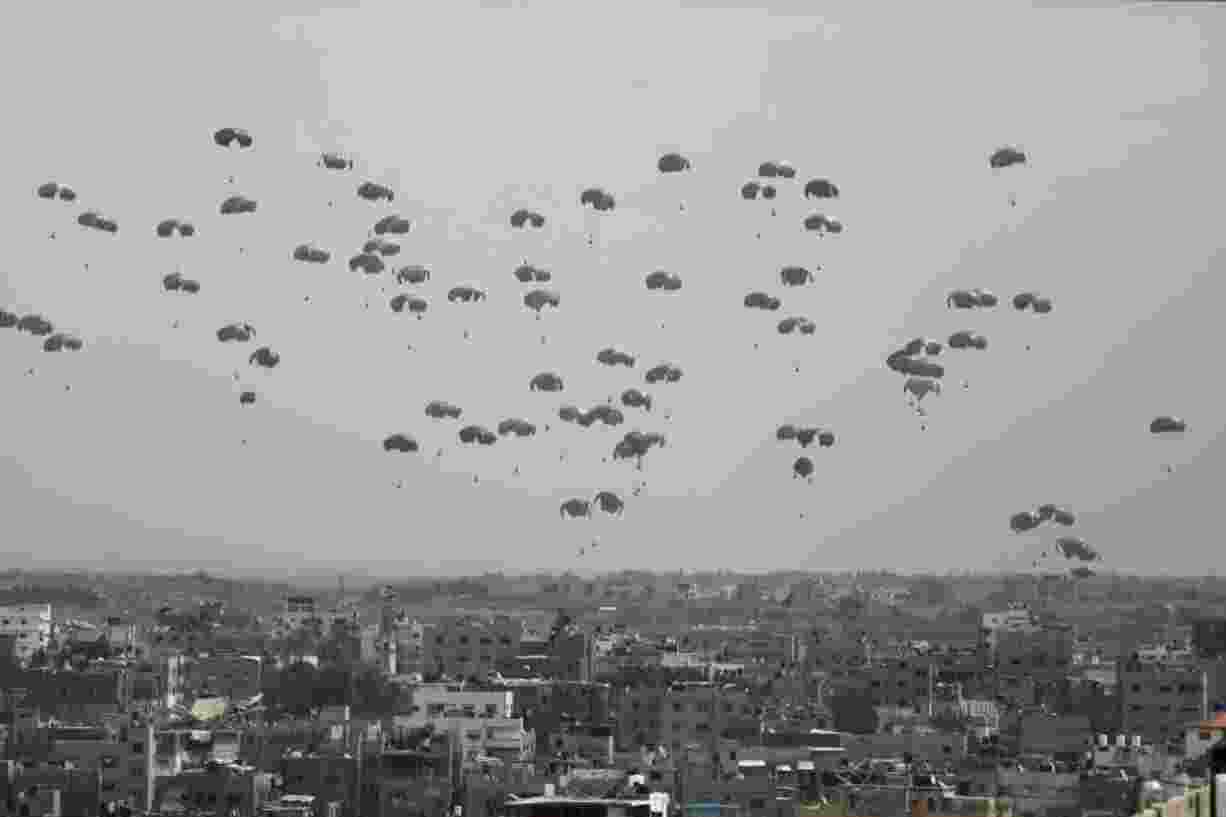 31st "Birds of Goodness" airdrop provides 81 tonnes of aid to Gaza