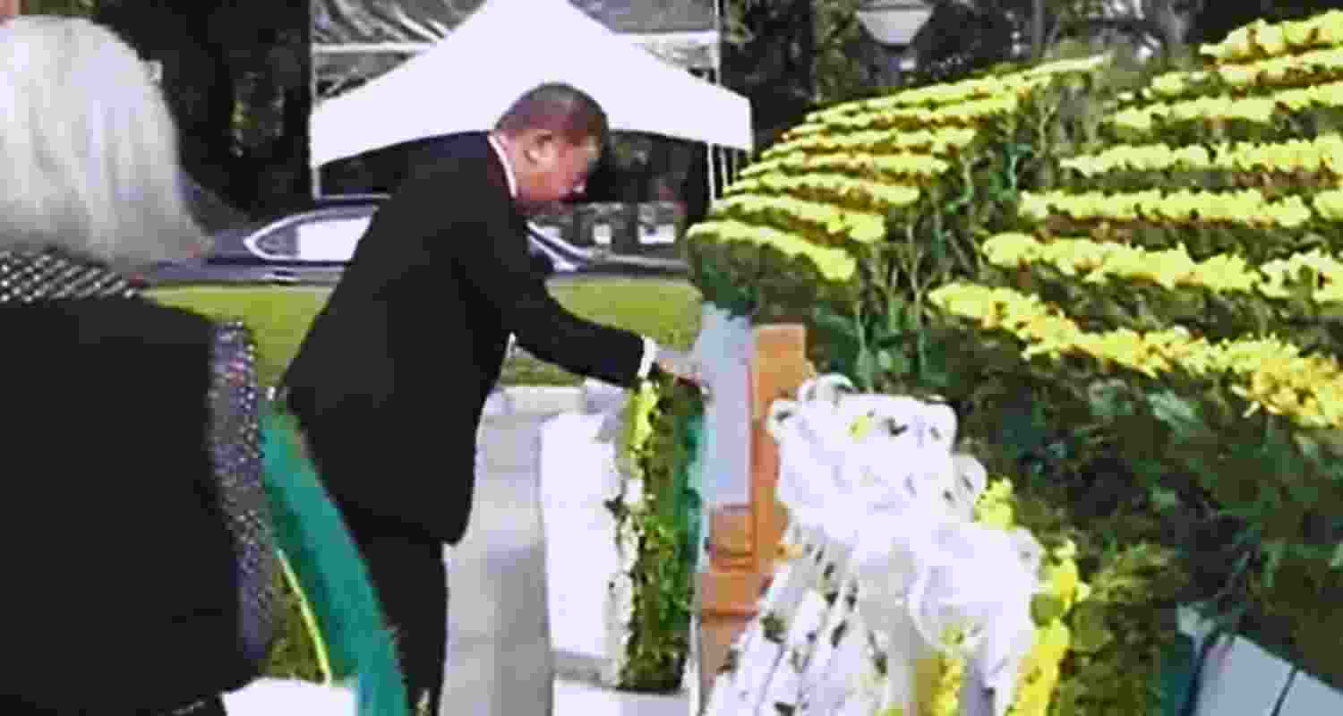 Hiroshima bombing: Japanese PM says never again