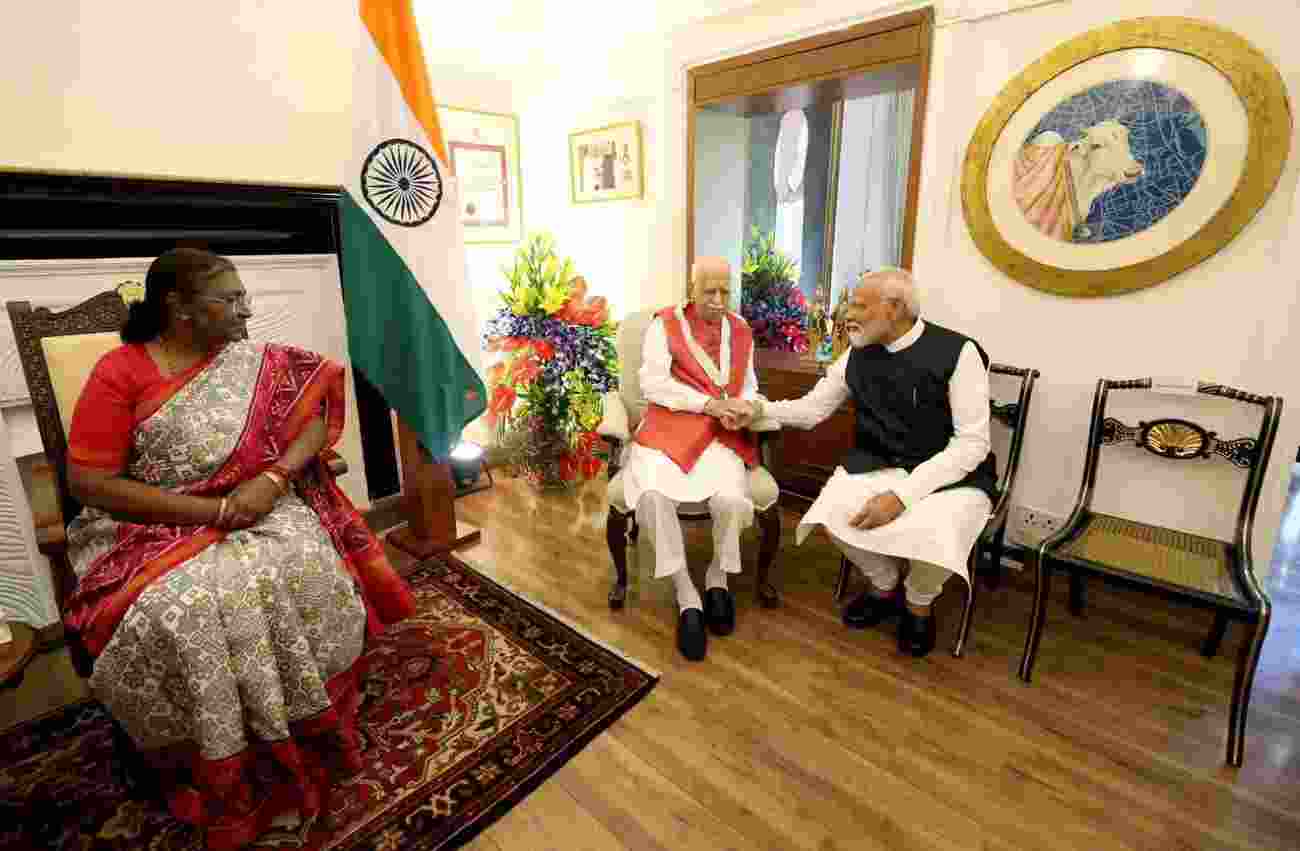 Conferring of the Bharat Ratna upon LK Advani Ji 