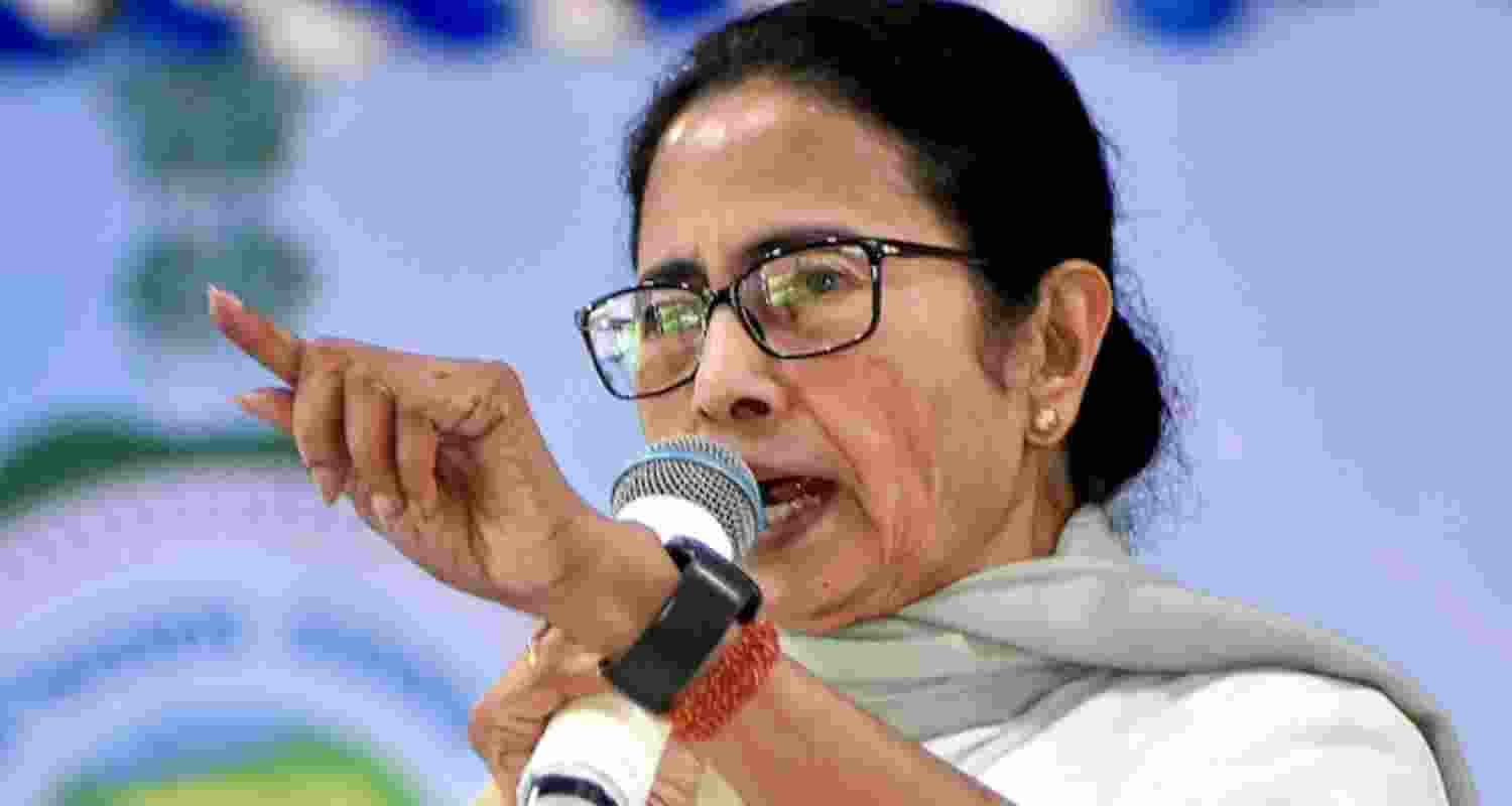 Mamata slams EC, BJP over SIR form lapse