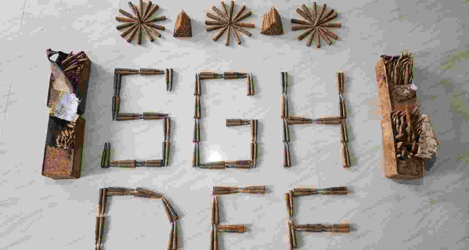 A total of 340 anti-aircraft munitions stored in iron boxes were found suspecting ULFA/GNLA links.
