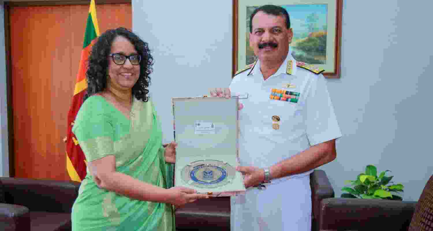 Navy Chief meets Sri Lankan PM, discusses maritime security