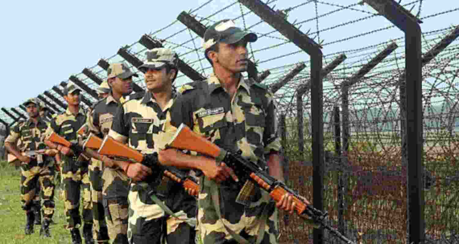 BSF foils Pakistani intruder's bid to cross IB in Pathankot