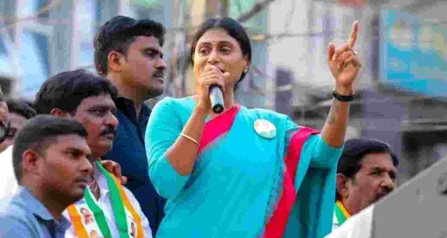 YS Sharmila targets Jagan & Naidu
