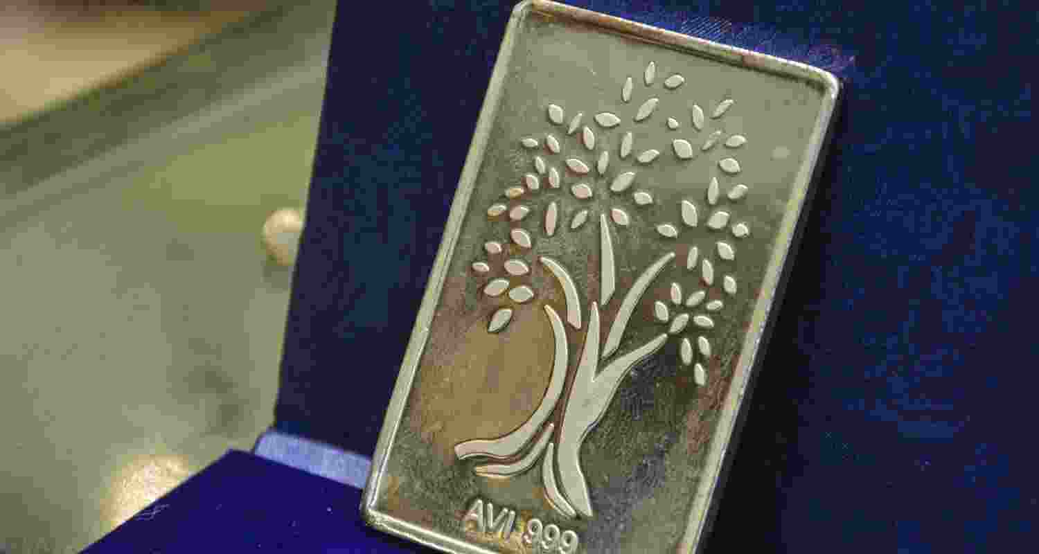 On Wall Street, stocks of metals miners tumbled as the price of gold dropped 11.4 per cent to settle at USD 4,745.10 per ounce