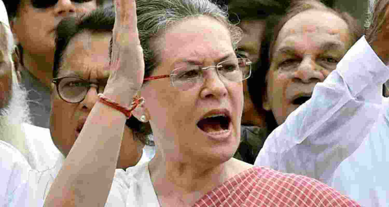 Death of MGNREGA will have catastrophic consequences: Sonia