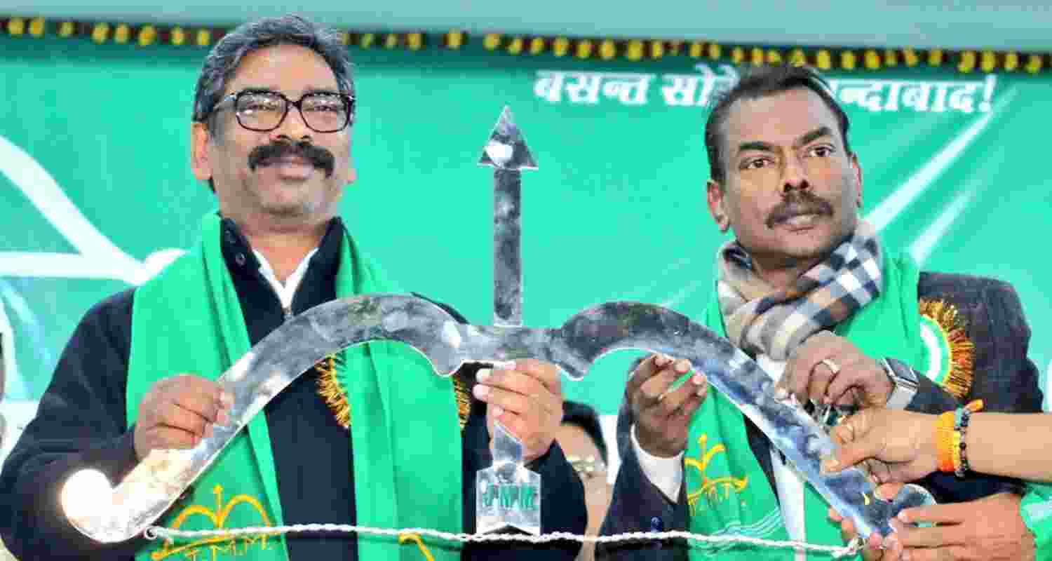Addressing a large gathering at Gandhi Maidan, Hemant Soren warned that the Centre should not test the patience of the people of Jharkhand.