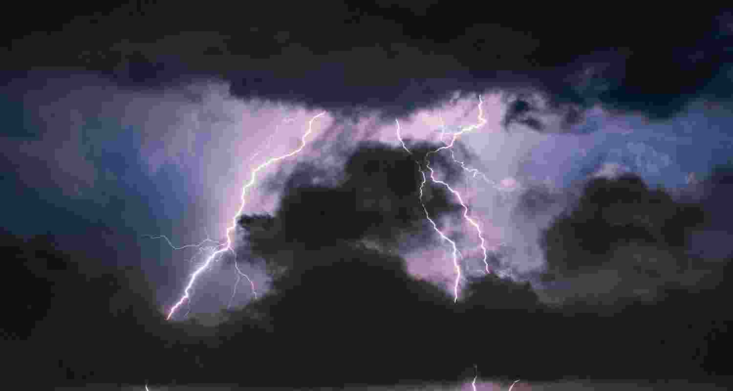 Rain and thunderstorm lash districts of Kerala
