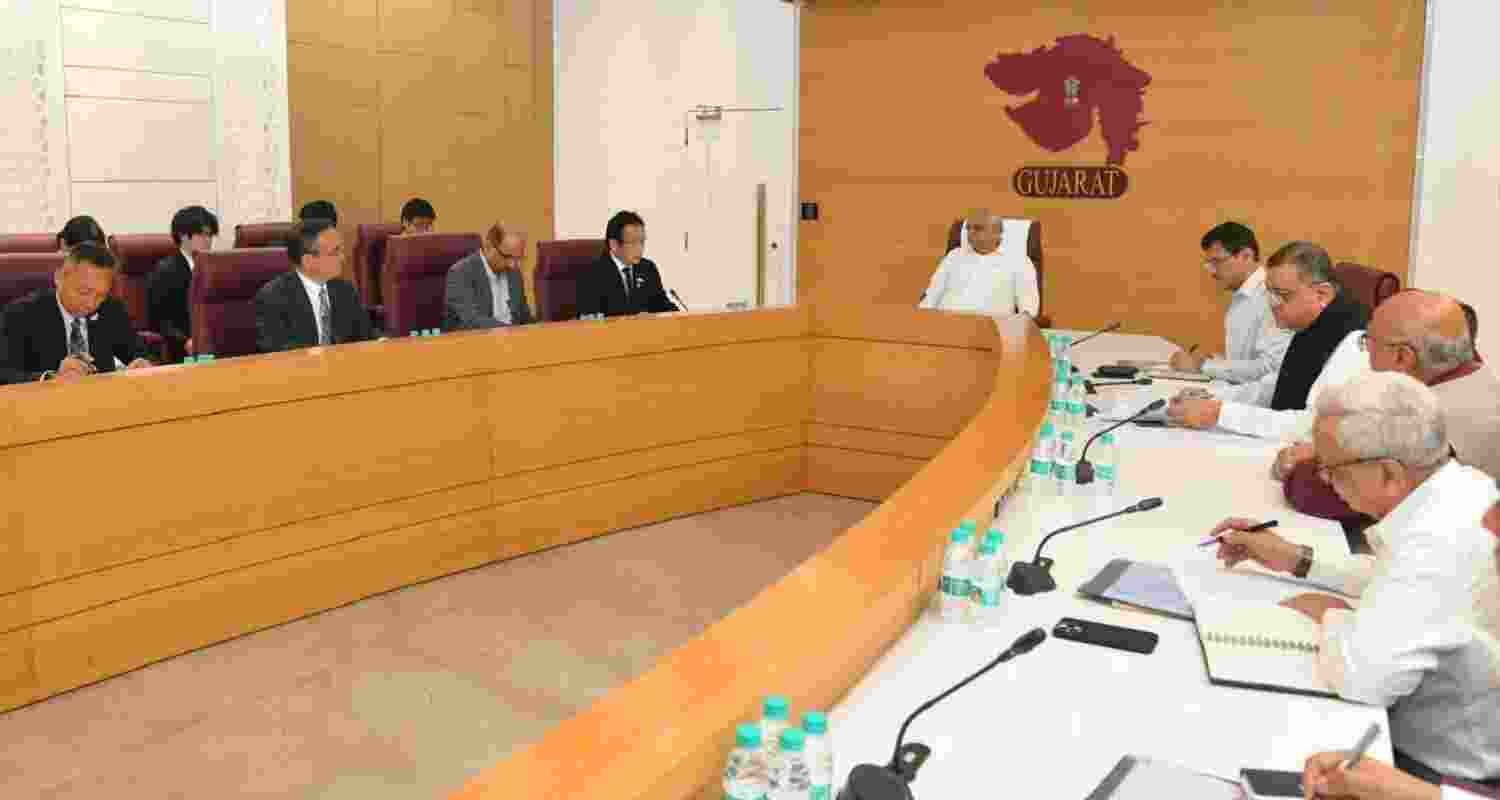 Chief Minister Bhupendra Patel Welcomes Shizuoka Delegation in Gandhinagar.
