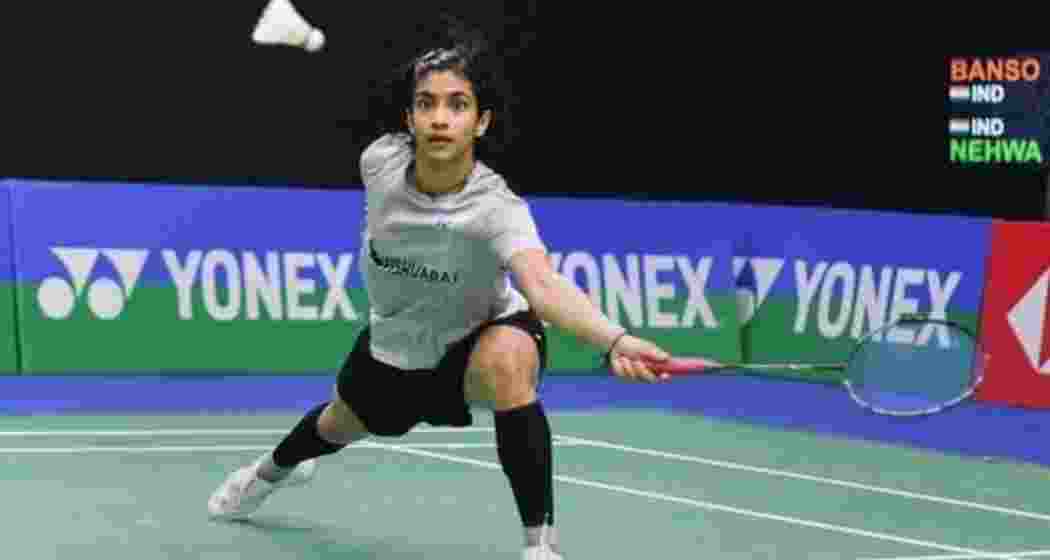 Malvika Bansod in her pre-quarters match against Olympian Gregoria Tunjung. Image taken from X. 