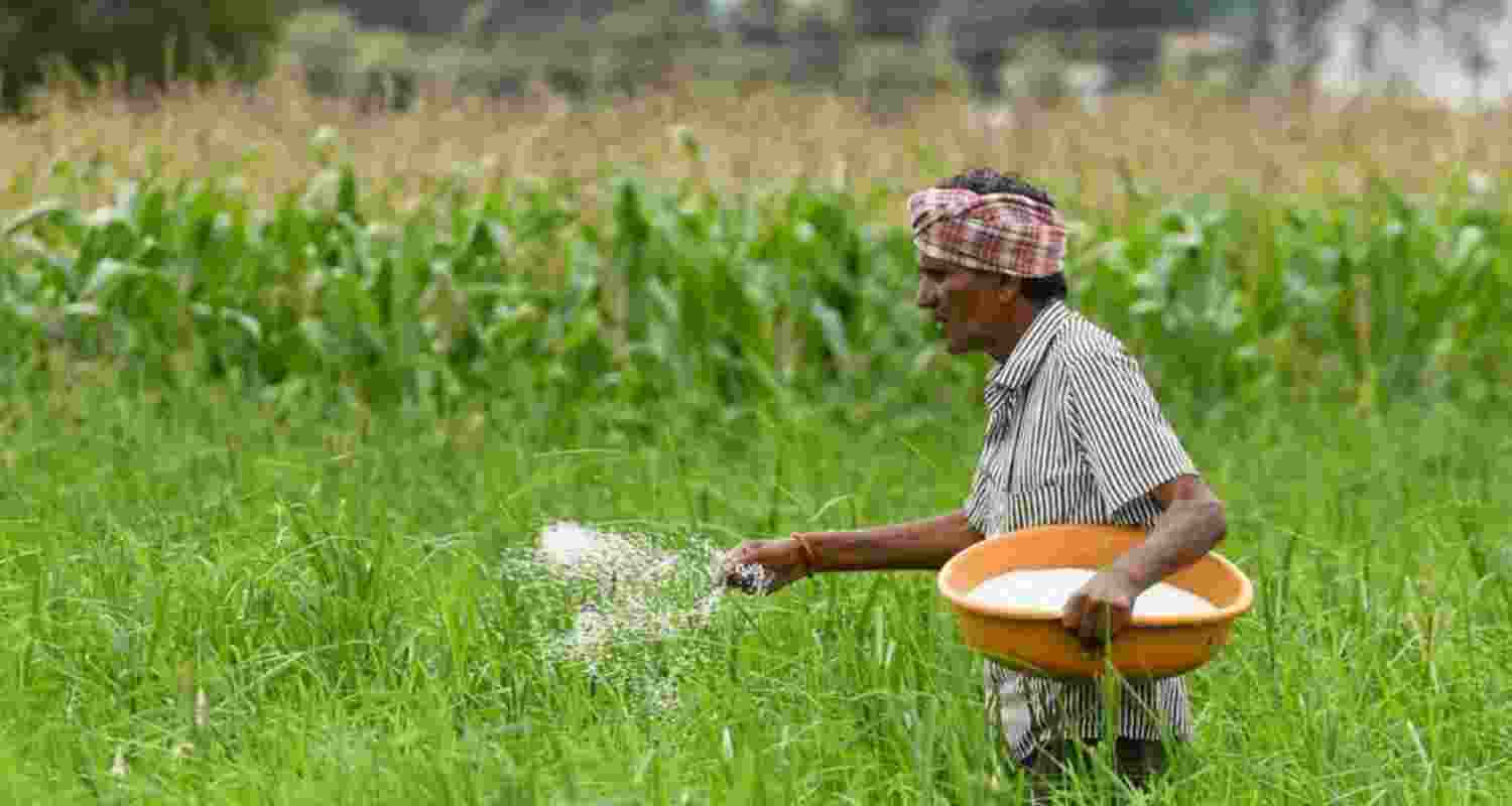 Gujarat farmers drive change with advanced Nano, Urea technology.