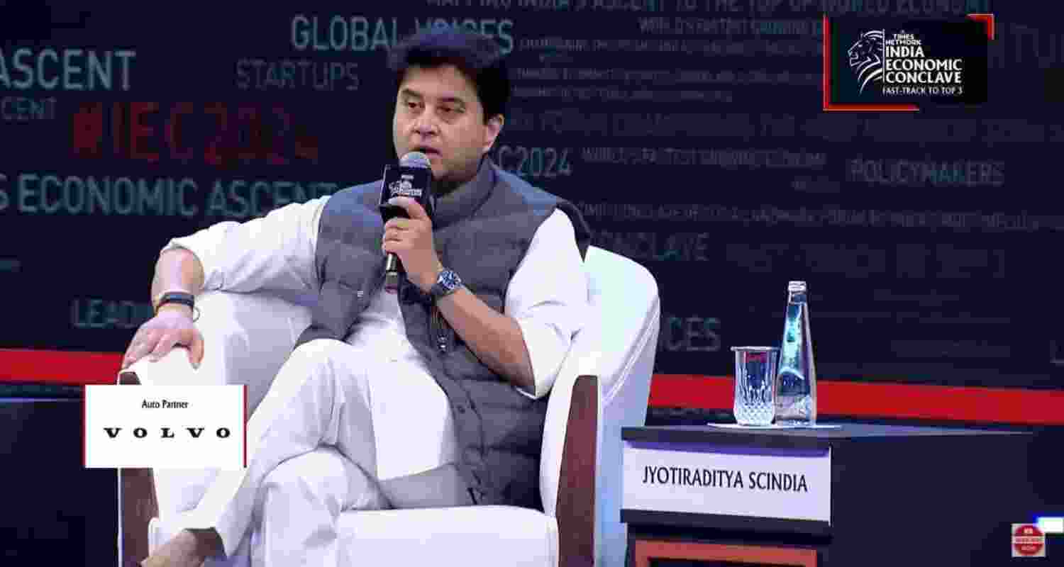 Satellite spectrum won't follow 2G's first-come, first-serve basis, says Scindia