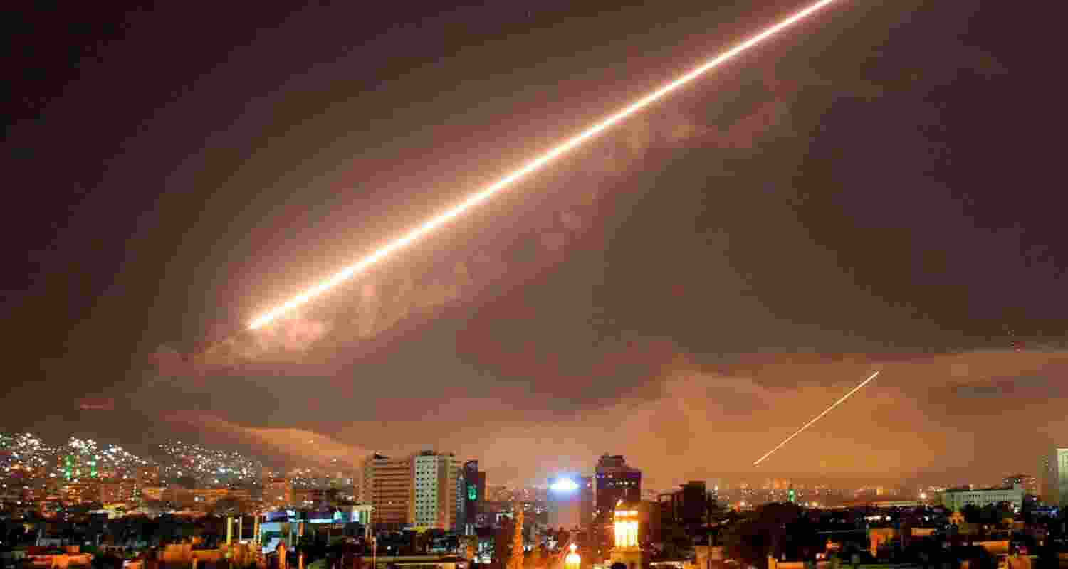 Russia warns of growing threat from US, UK plans attacks in Syria.