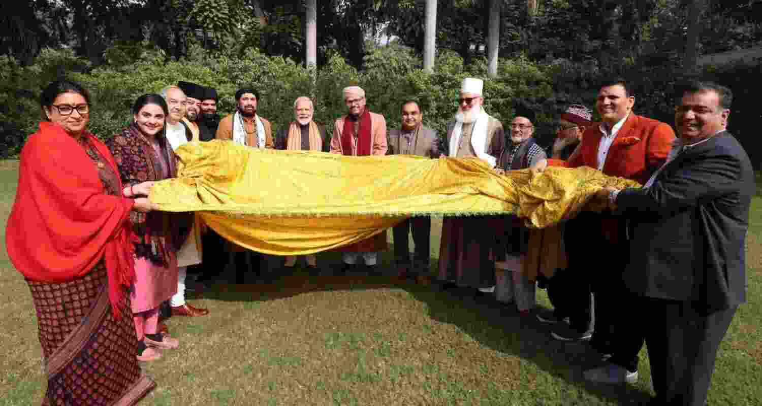 PM Modi continues tradition sends 'Chadar' to Ajmer Sharif. File Photo Of PM Modi's Urs 'Chadar' of 2024.