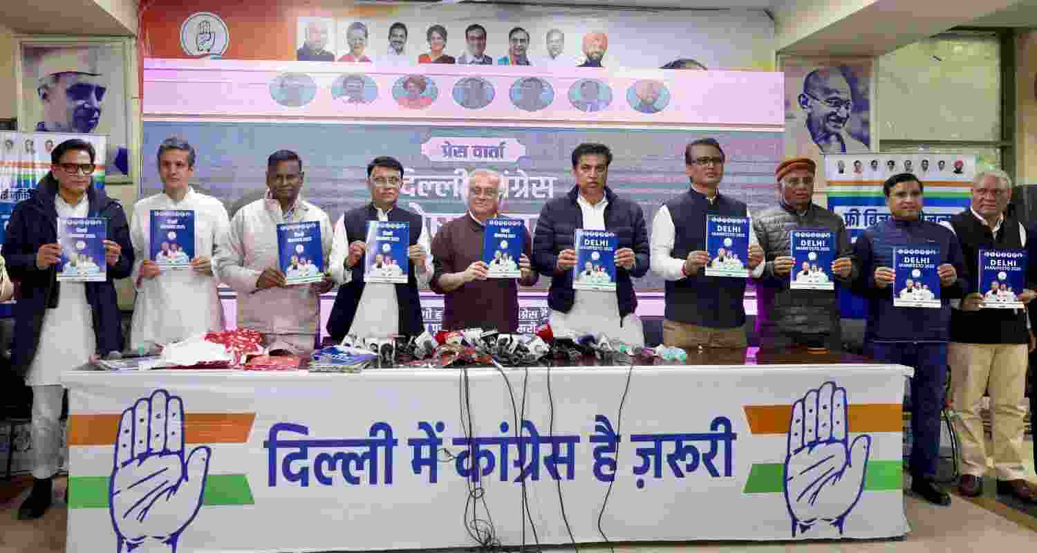 Congress Party offers free electricity and subsidised cooking gas for Delhi Polls.