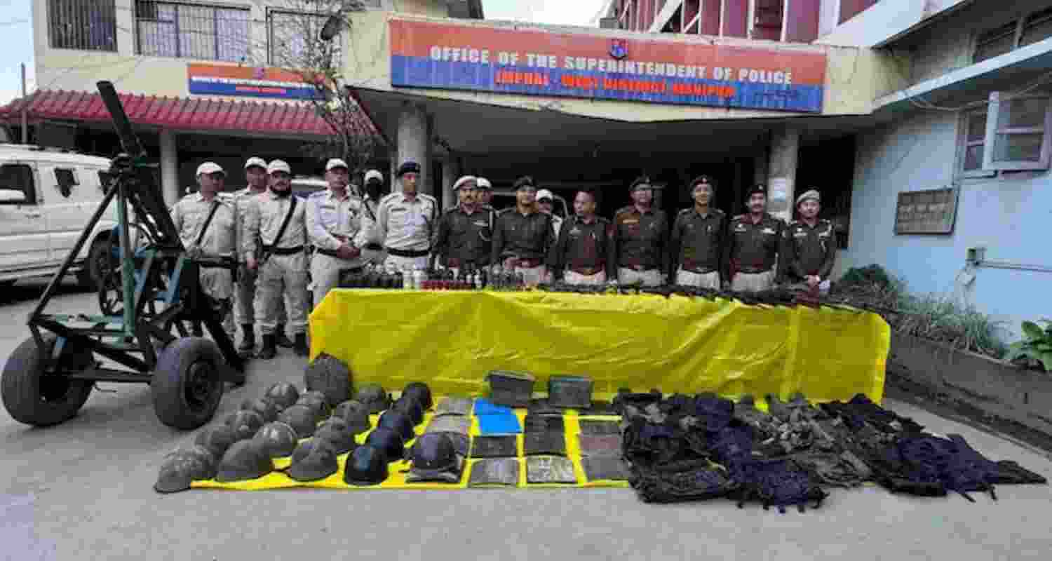 Arambai Tenggol hands over 246 weapons to security forces.