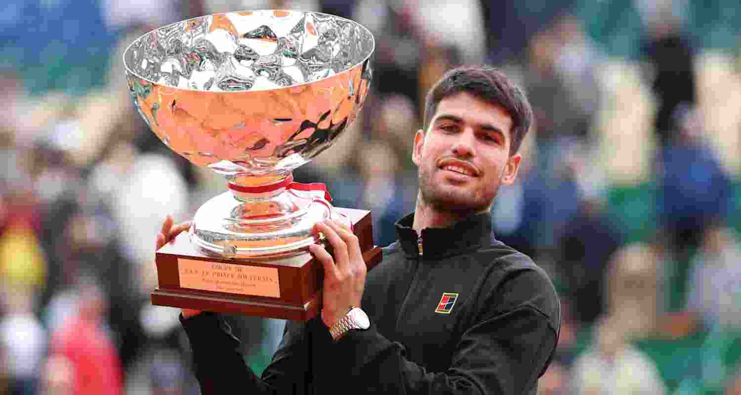 Carlos Alcaraz claims Monte Carlo after Musetti setback. Image X.