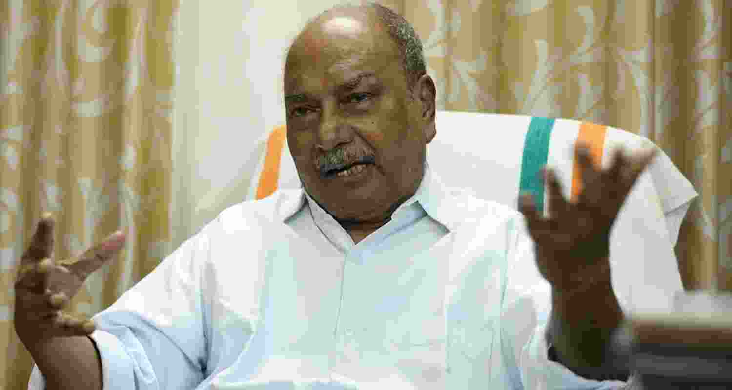 A K Antony urges support for soldiers’ families.