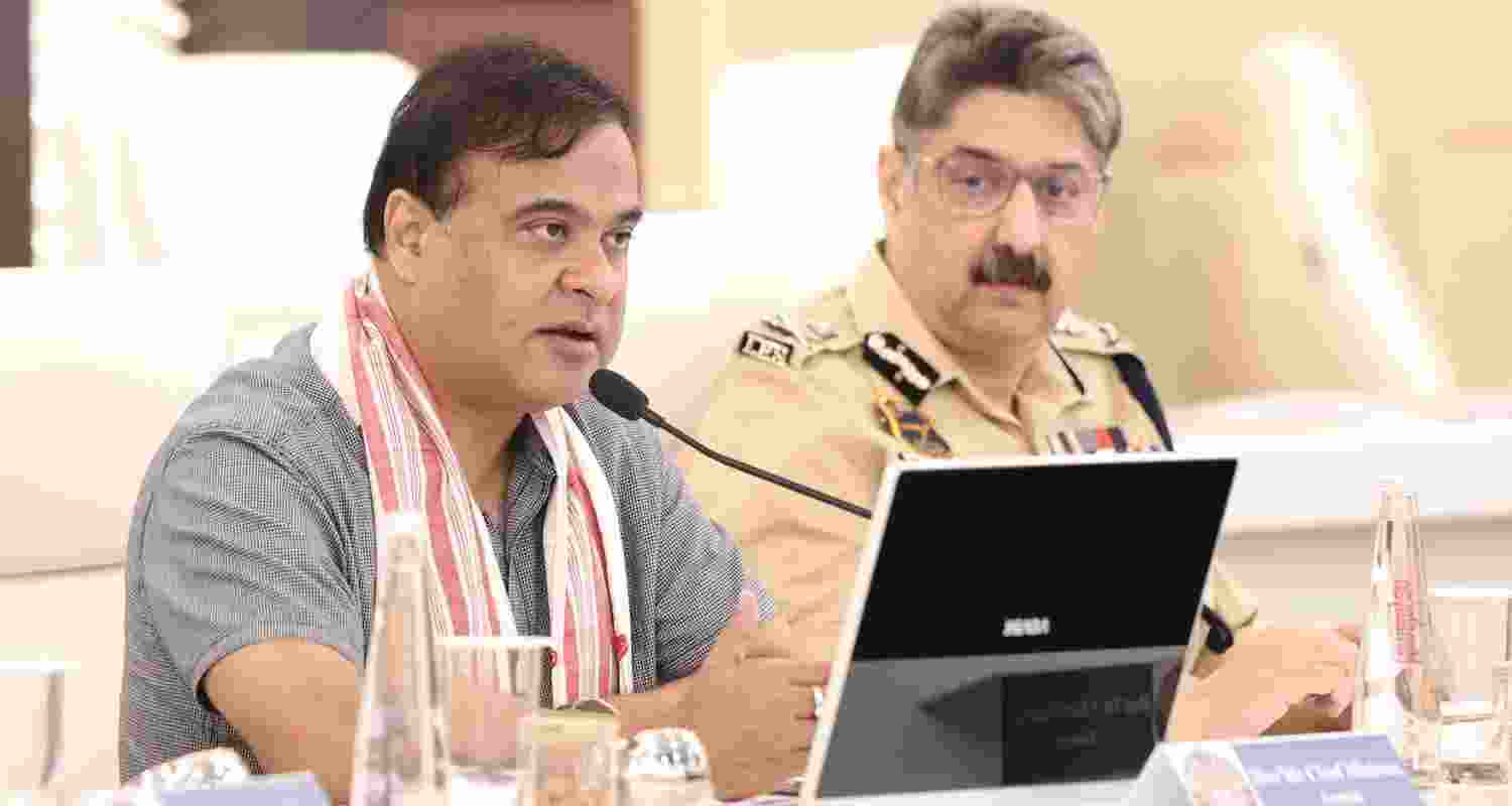 Himanta Biswa Sarma mocks Bangladeshi fundamentalists.