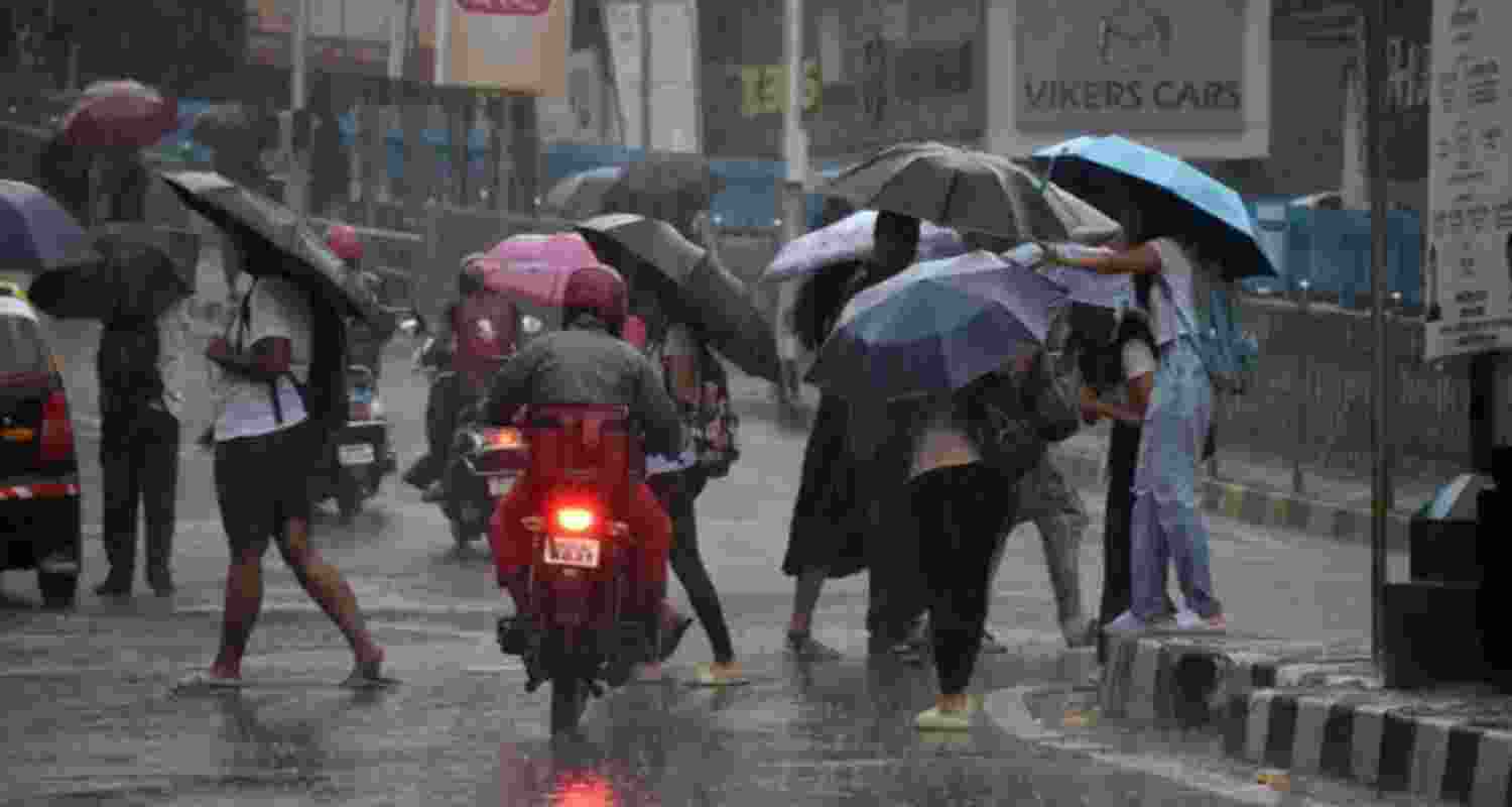 Ranchi weather office forecasts heavy rain till 26 June.