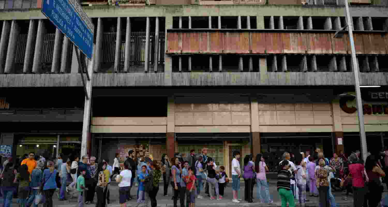 Strong 6.2 quake strikes northwest Venezuela.