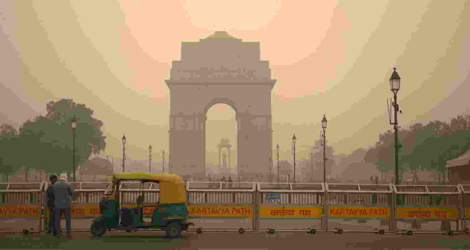 Delhi Hits 18.1C Minimum with Six Stations Very Poor AQI.