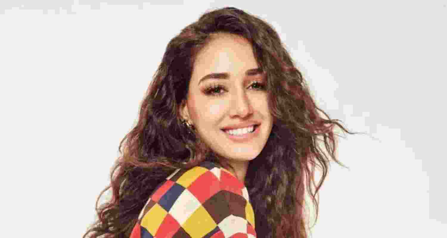 Armed men target Disha Patani's home in Bareilly attack.
